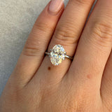Oval | 2.51ct | D VVS2 | IGI Certified