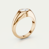 Harper | Oval Diamond Signet Ring