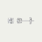 Round Classic Diamond Stud