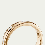 River | Oval Diamond Inlay Band